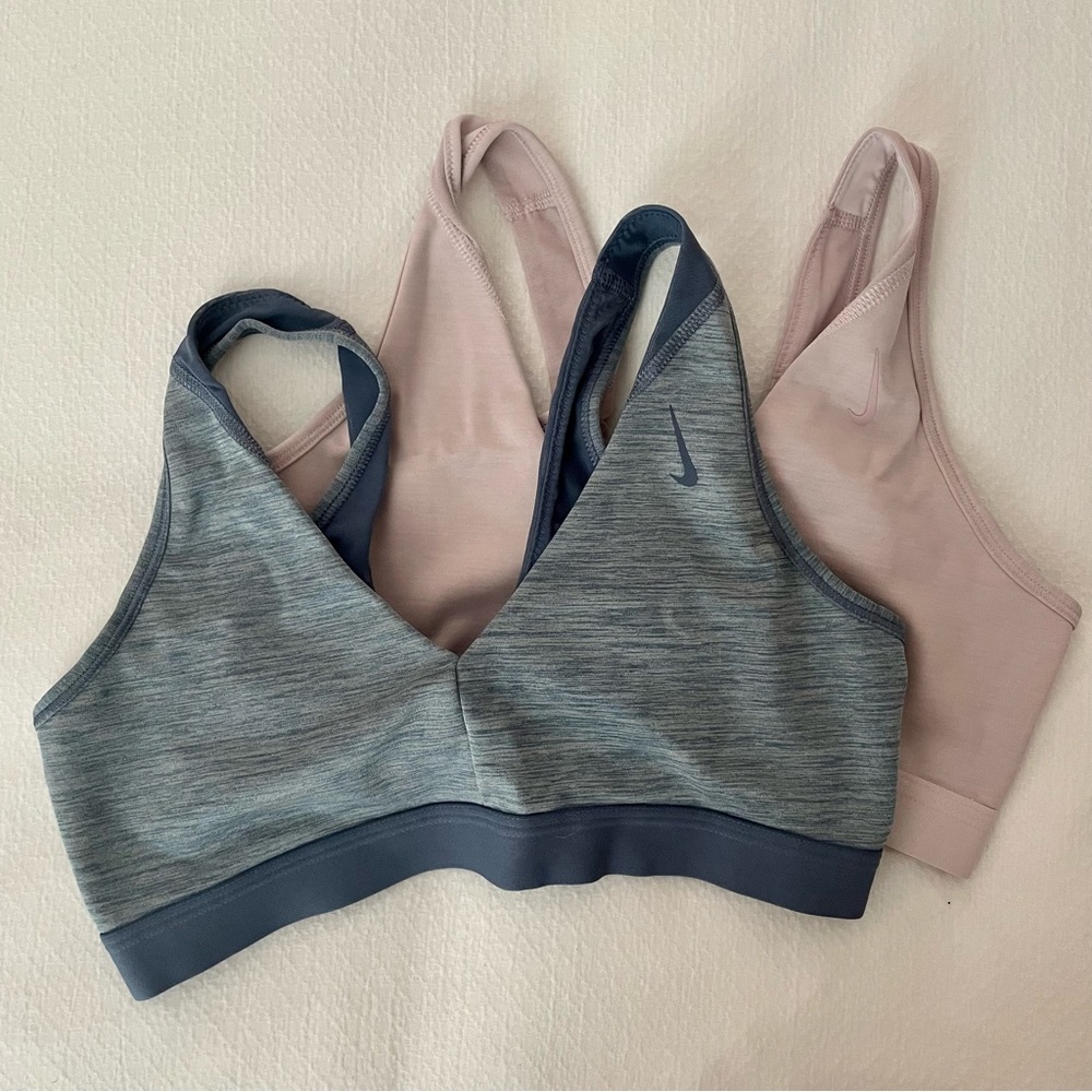 Nike Dri Fit Mesh Twist Back Sports Bras (2) size Medium